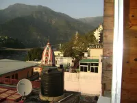 Maa Ganga Guest House