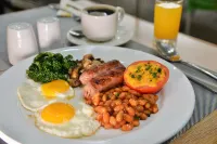 The Capetonian - Halal - Breakfast