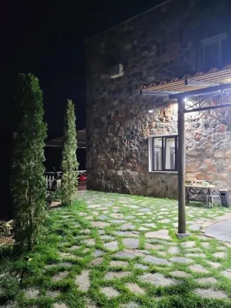 NorDar Отели в г. Гарни