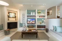 Ocean Watch Guest House
