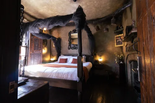 Hocus Pocus Tiny Hotel - Bungalows