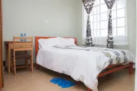 Nairobi Airport Apartments Hôtels à : Pridelands