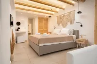 Melidron Hotel & Suites