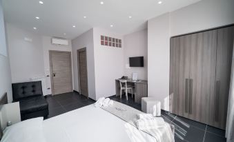 Al Campanile H Napoli Centro, by ClaPa Group