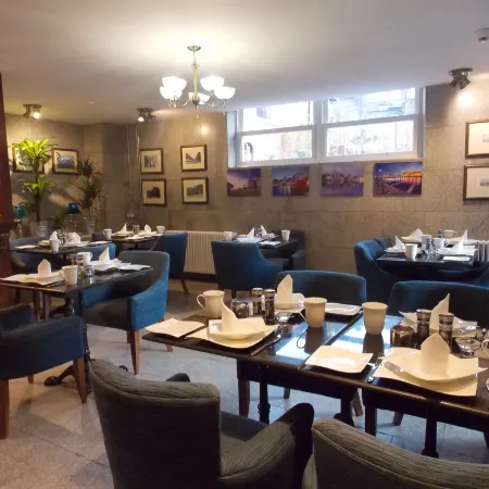 The Mountford Hotel - Free Parking