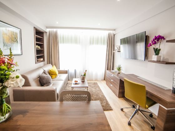 Hampton Suites Serviced Apartments