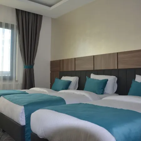 Winter City Hotel