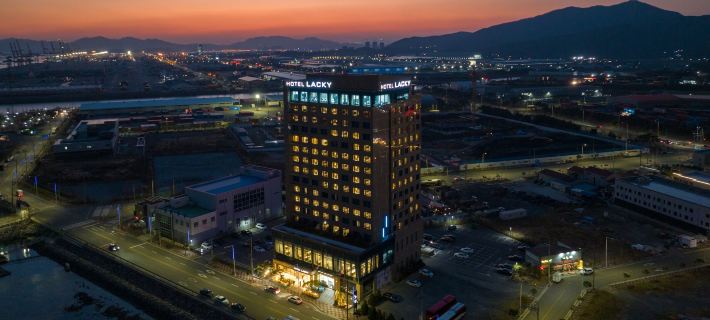 Gwangyang Lacky Hotel Hotéis em Gwangyang