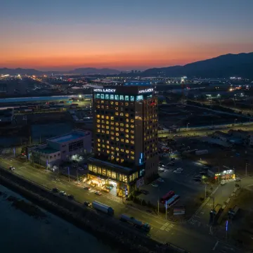 Gwangyang Lacky Hotel Отели в г. Кванъян