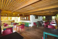 Takamaka Green Village - breakfast