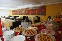 Diana Inn Accommodations - Desayuno