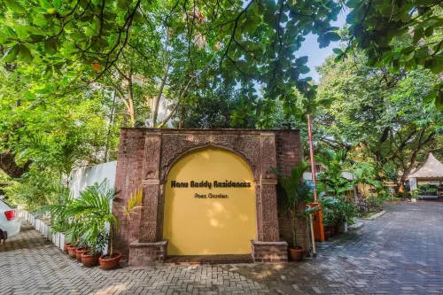 Hanu Reddy Residences Poes Garden