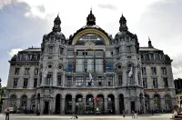Hampton by Hilton Antwerp Central Station