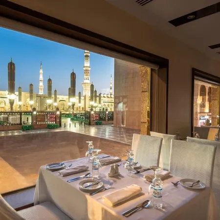 Golden Tulip Al-Zahabi