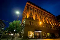 Hotel Maison Yakima, Tapestry Collection by Hilton Hotels in Yakima