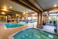 The Lodge at Columbia Point Hotels in Richland