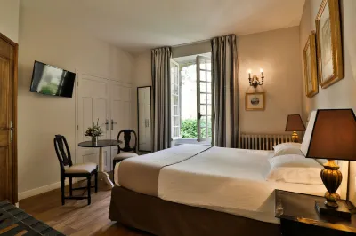 Hotel du Midi Hotel di Cairanne