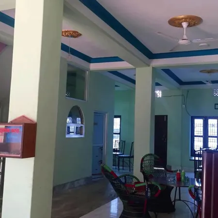 City Guest House and Family Restaurant