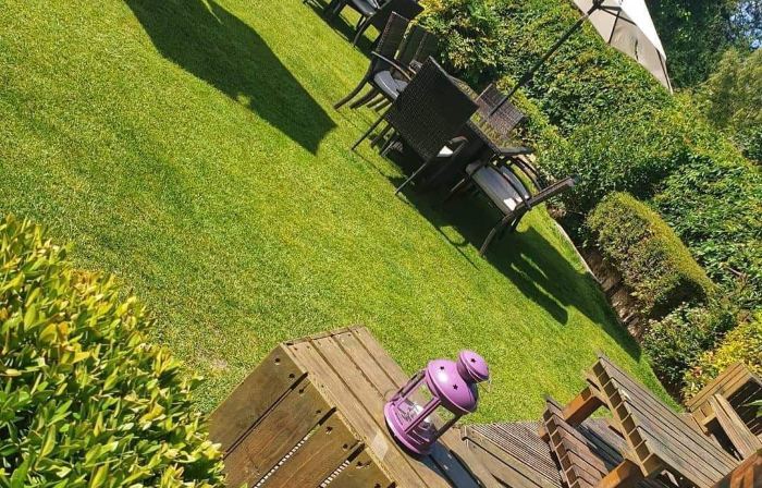 The Three Cups Inn