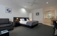 Cambridge Mews Motel