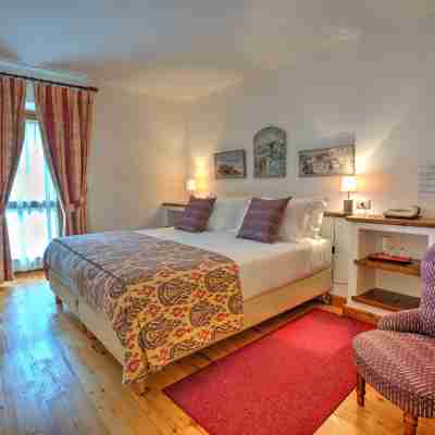 Hotel la Grange - Animal Chic Hotel Rooms
