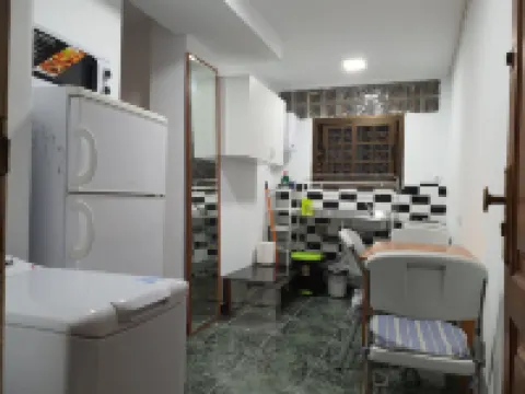 Low Cost Room Plaza de Hierro III