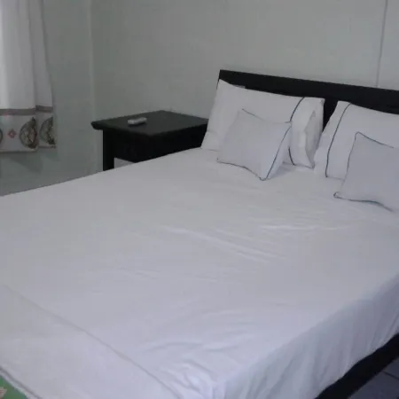 Kazungula Guest House
