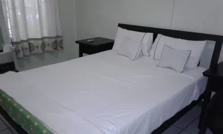 Kazungula Guest House