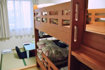 Guest House Hide Hotels near Usuzan Ropeway