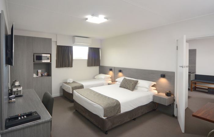 Bridge Hotel