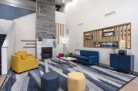 Comfort Inn & Suites Hampton Near Coliseum - 3-Star
