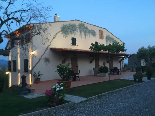 Casale Olea Hotels in Massaciuccoli