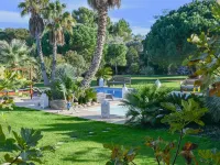 Escapades Lointaines Hotels in der Nähe von Centre de Sculpture Romane Le Maître de Cabestany