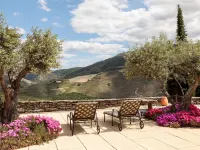 Quinta Nova Winery House - Relais & Châteaux Hotels in Sabrosa