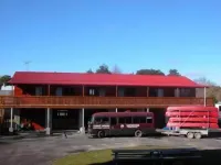 Canoe Safaris Lodge