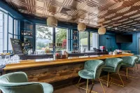 Mt Hood Oregon Resort, BW Premier Collection Hotels in Welches