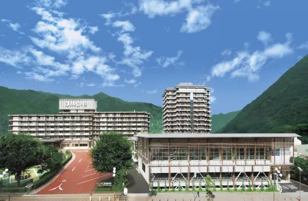 Kinugawa Hotel Mikazuki Отели рядом с достопримечательностью «Мировая площадь Тобу»