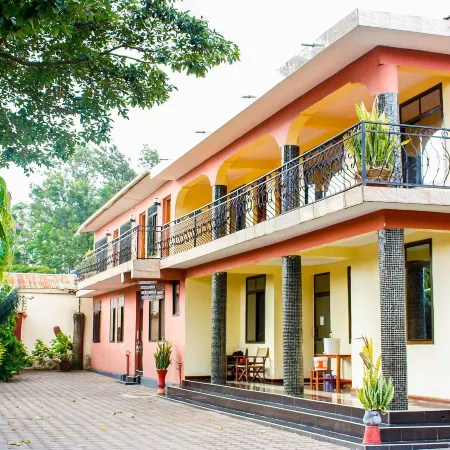 Bright Star Hotel & Safaris