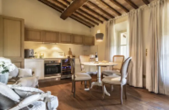 卡帕納套房酒店