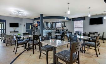 Best Western Plus Bradenton Gateway Hotel