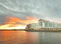 Ramada Hotel & Suites by Wyndham Ballina Byron Hotels near Riverview Park