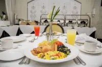 Terra Nova All Suite Hotel - breakfast