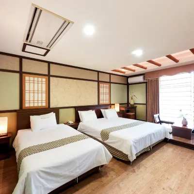 Dongbusan Oncheon Hotel Отели рядом с достопримечательностью «Цветочный магазин Cheonggwang Florist»