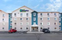 Extended Stay America Select Suites - Cliffdale Hotels near Best Buy