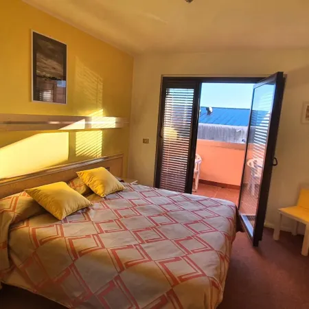 Hotel Antares Отели в г. Градо