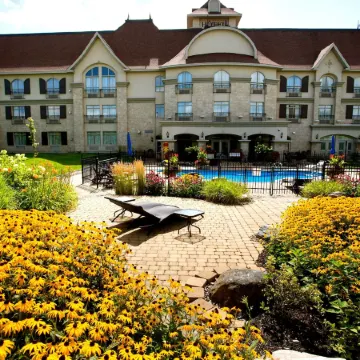 Hotel Vallea Bromont, Tapestry Collection by Hilton