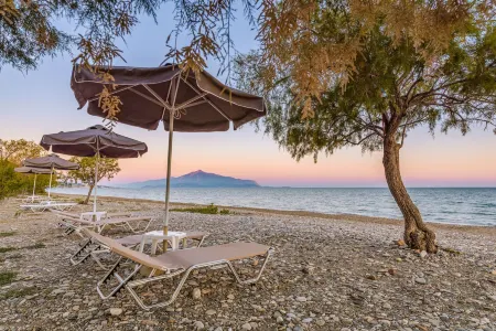 Naftilos Residences I Отели в г. Pythagoreio