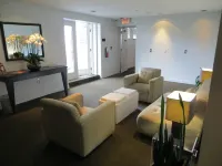 The EO Inn - Downtown Orlando Hotels near Sunshine Park