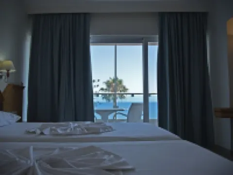 布里斯託海景公寓式酒店 科斯酒店