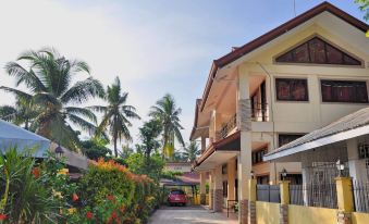 Pal-Watson Apartments